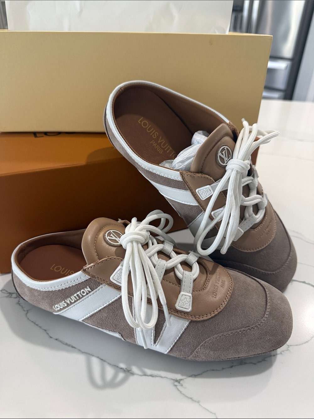 Sneakerina Slip On